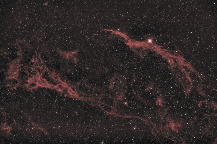 NGC6960_roter_Nebel.jpg